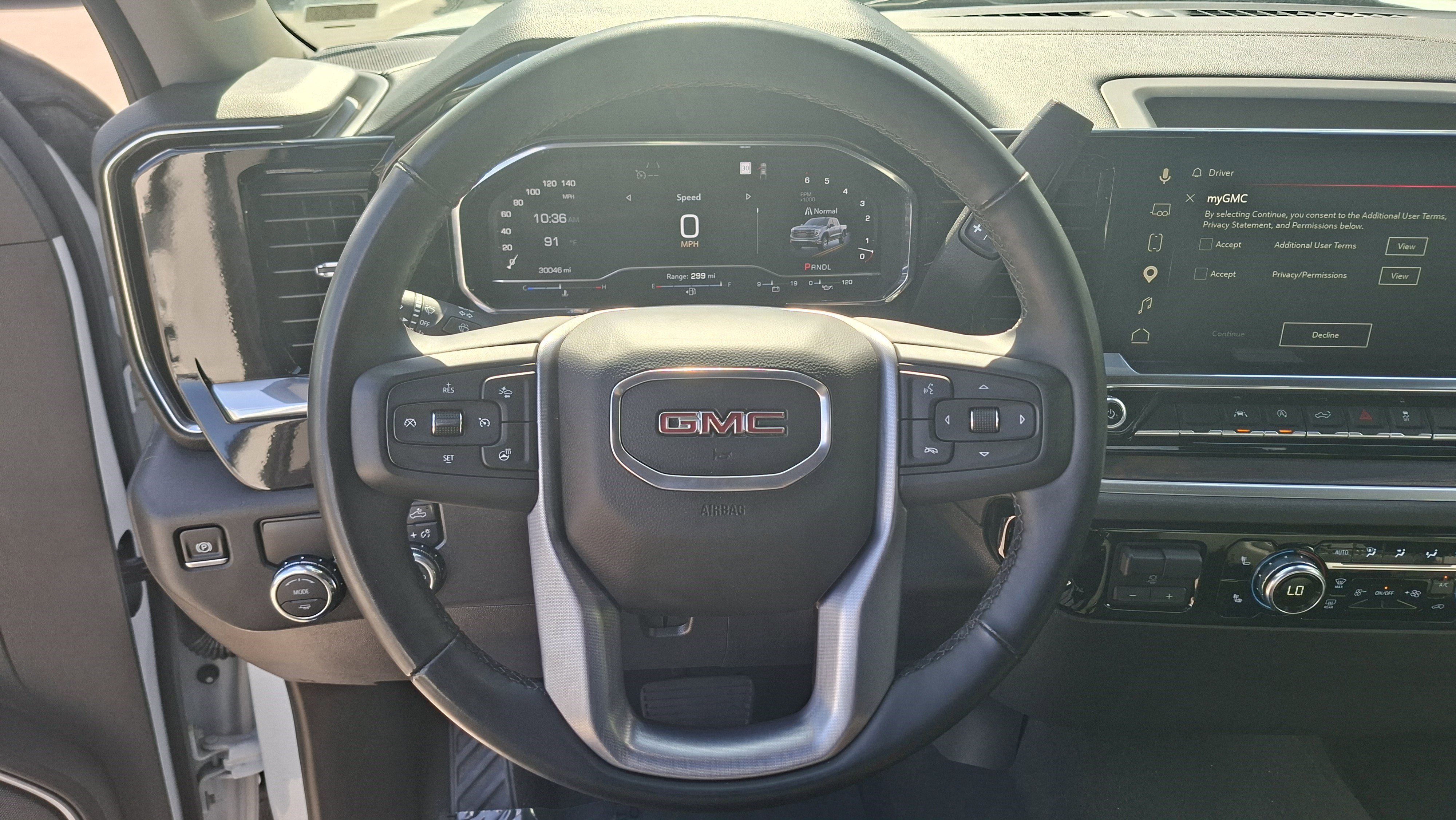 Used 2025 GMC Sierra 1500 SLT RWD image 11