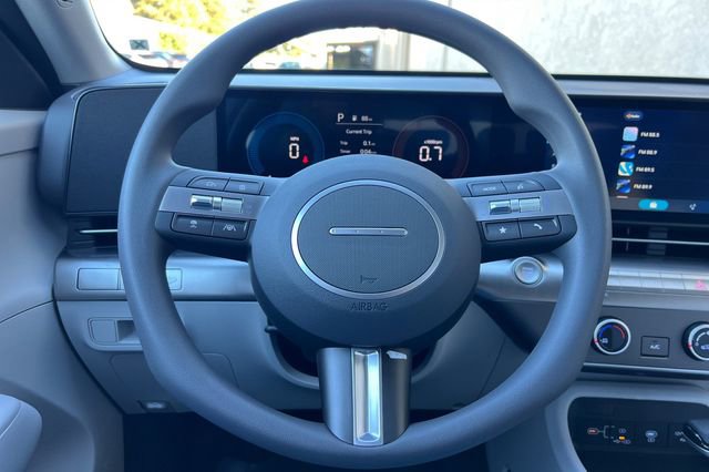 New 2026 Hyundai Kona SE FWD image 23