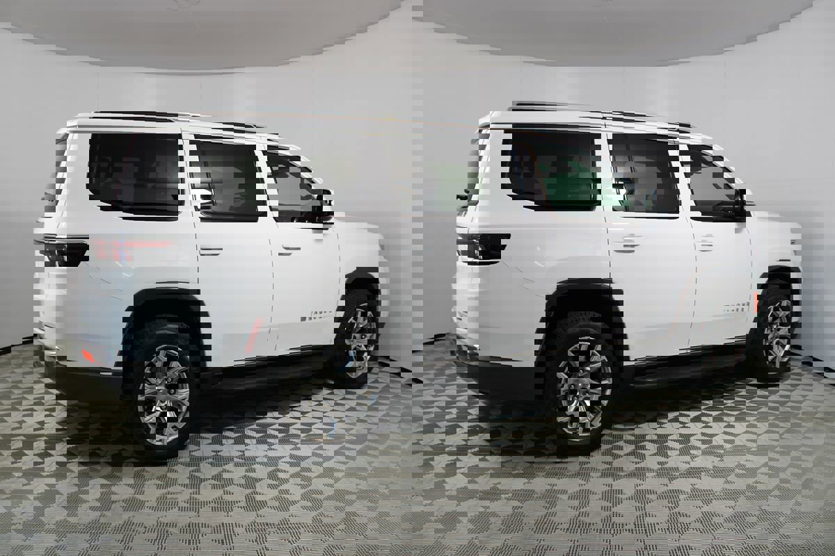 Used 2022 Jeep Wagoneer Series II image 54