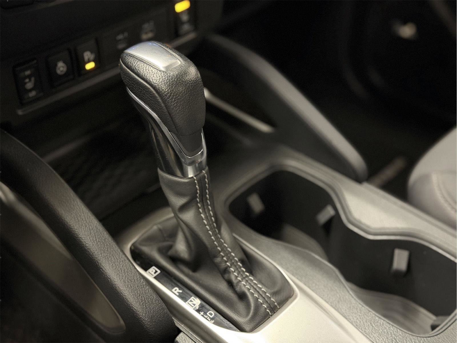 Used 2024 Nissan Frontier SV w/ SV Convenience Package image 32