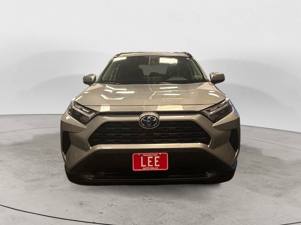 Used 2024 Toyota RAV4 LE image 8