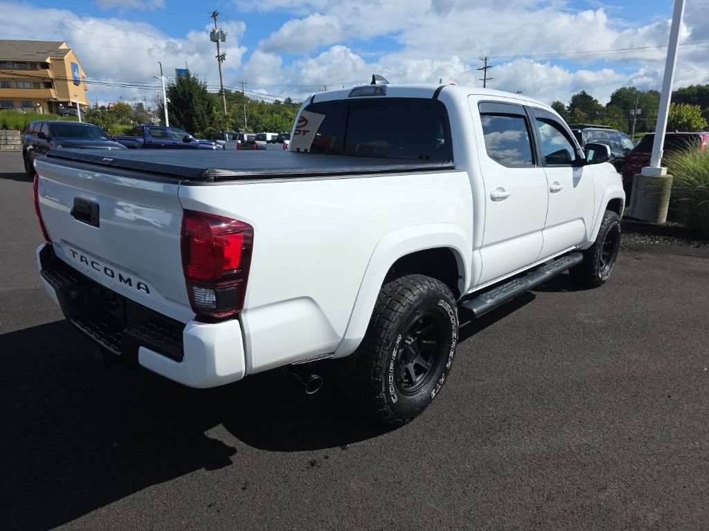 Used 2023 Toyota Tacoma SR5 w/ Technology Package AWD/4WD image 7