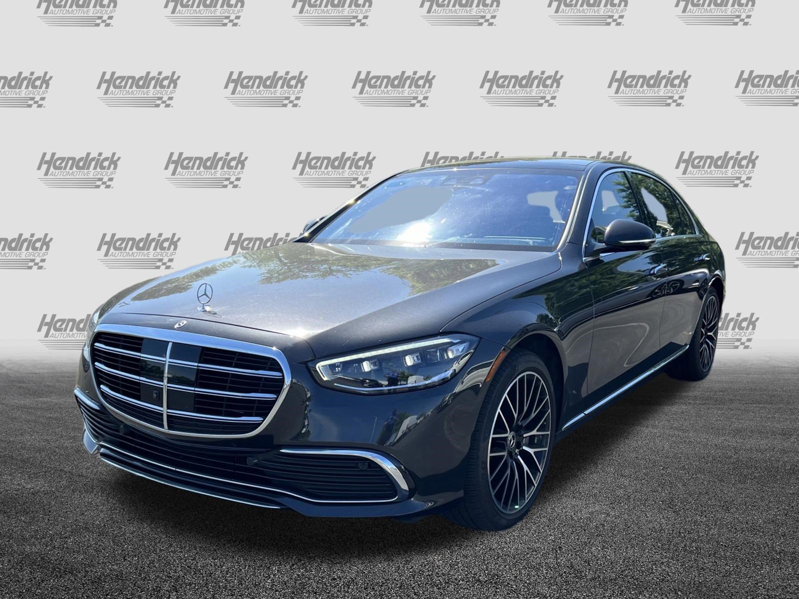 Used 2023 Mercedes-Benz S 580 4MATIC Sedan image 6