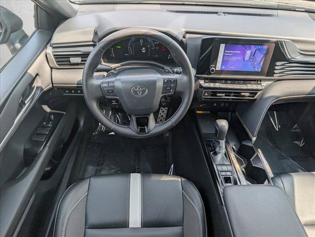 Used 2025 Toyota Camry SE FWD image 17
