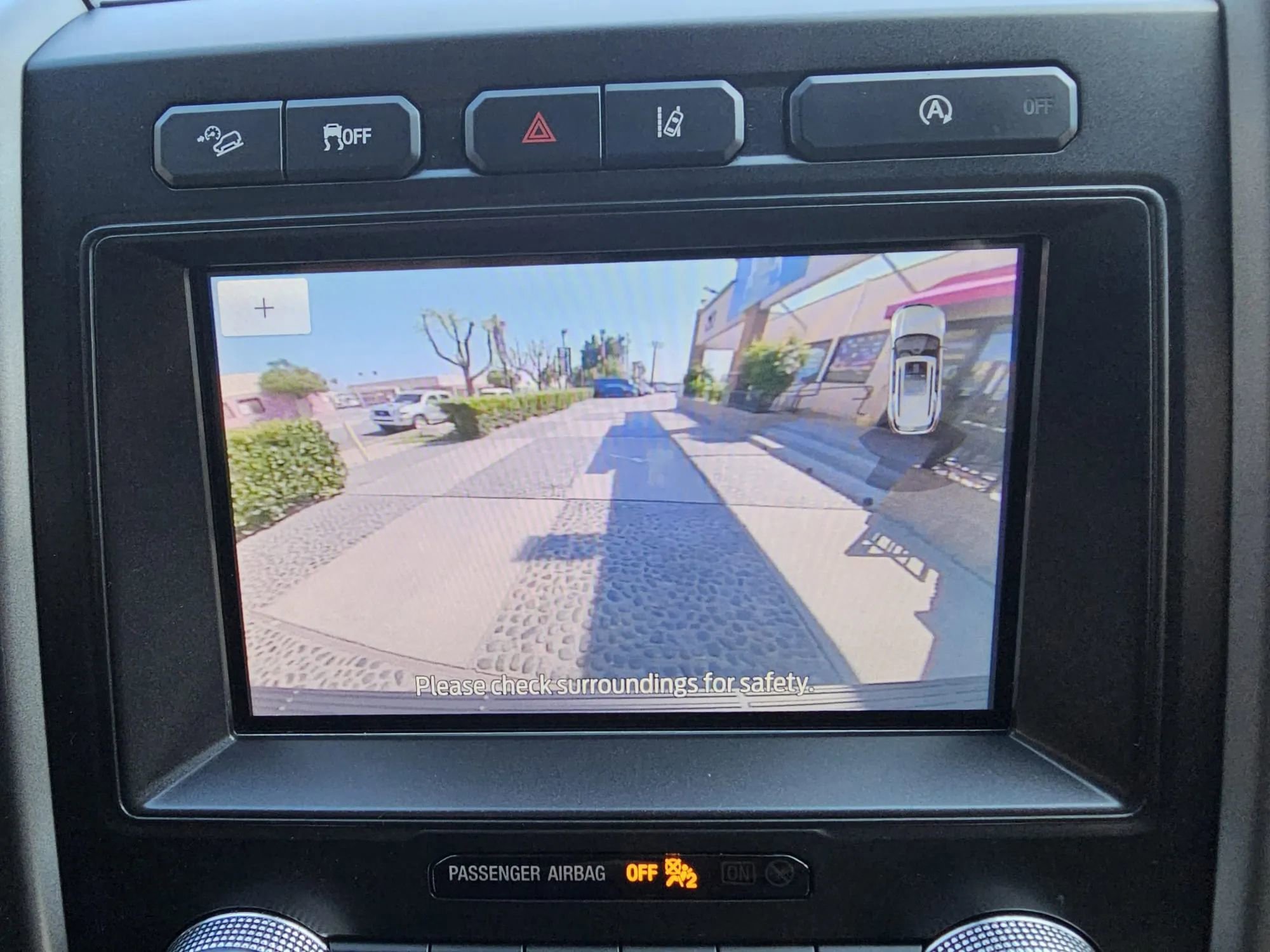 Used 2020 Ford Expedition XLT image 20