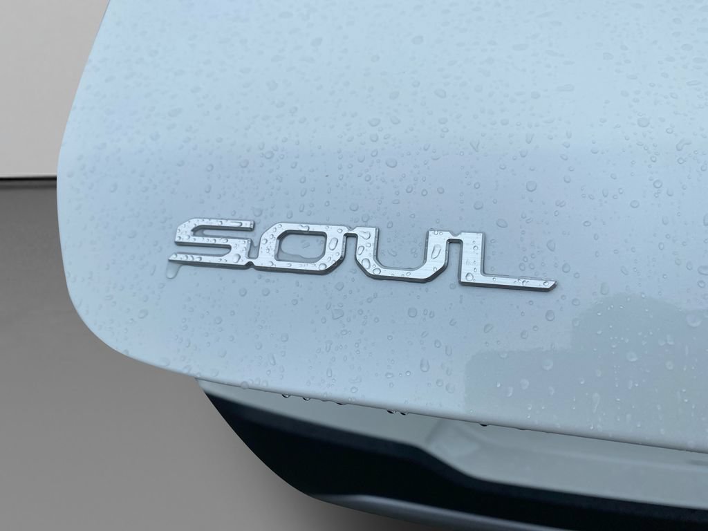Certified 2024 Kia Soul LX FWD image 18