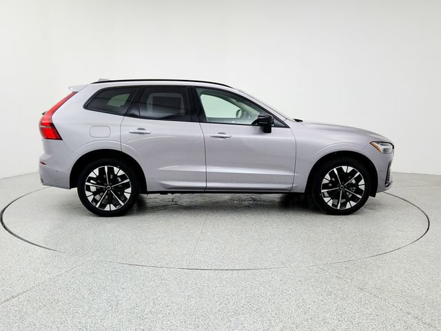New 2026 Volvo XC60 B5 Plus w/ Protection Package Premier image 4