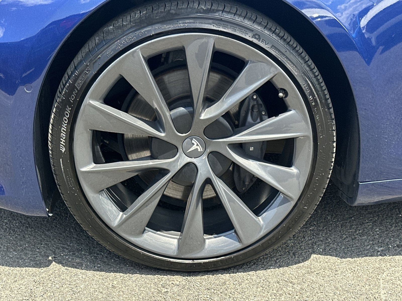 Used 2020 Tesla Model S Long Range AWD/4WD image 20