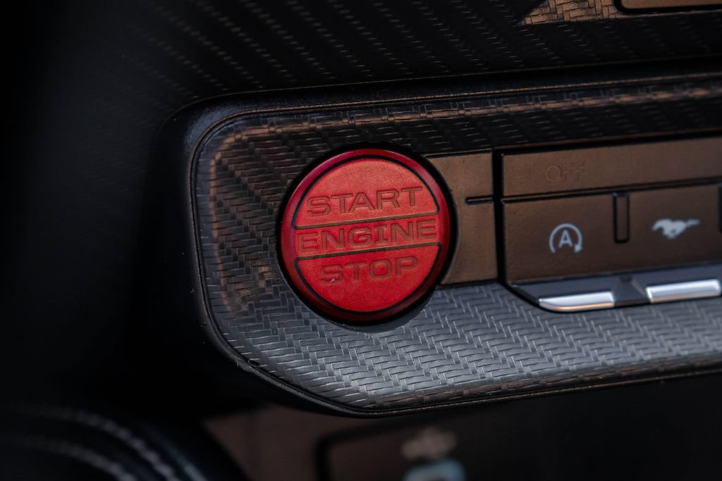 Used 2025 Ford Mustang GT Premium RWD image 18