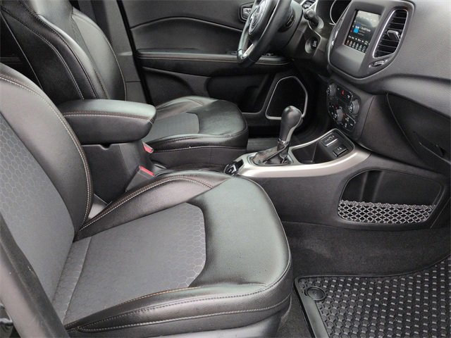 Certified 2019 Jeep Compass Latitude w/ Cold Weather Group image 30