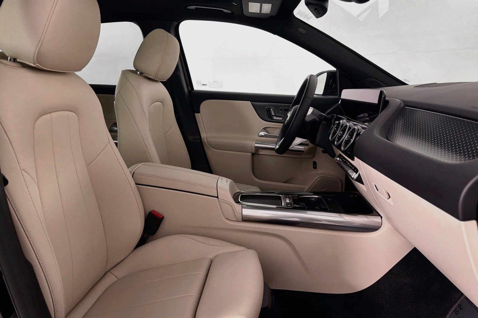 Certified 2026 Mercedes-Benz GLA 250 image 8