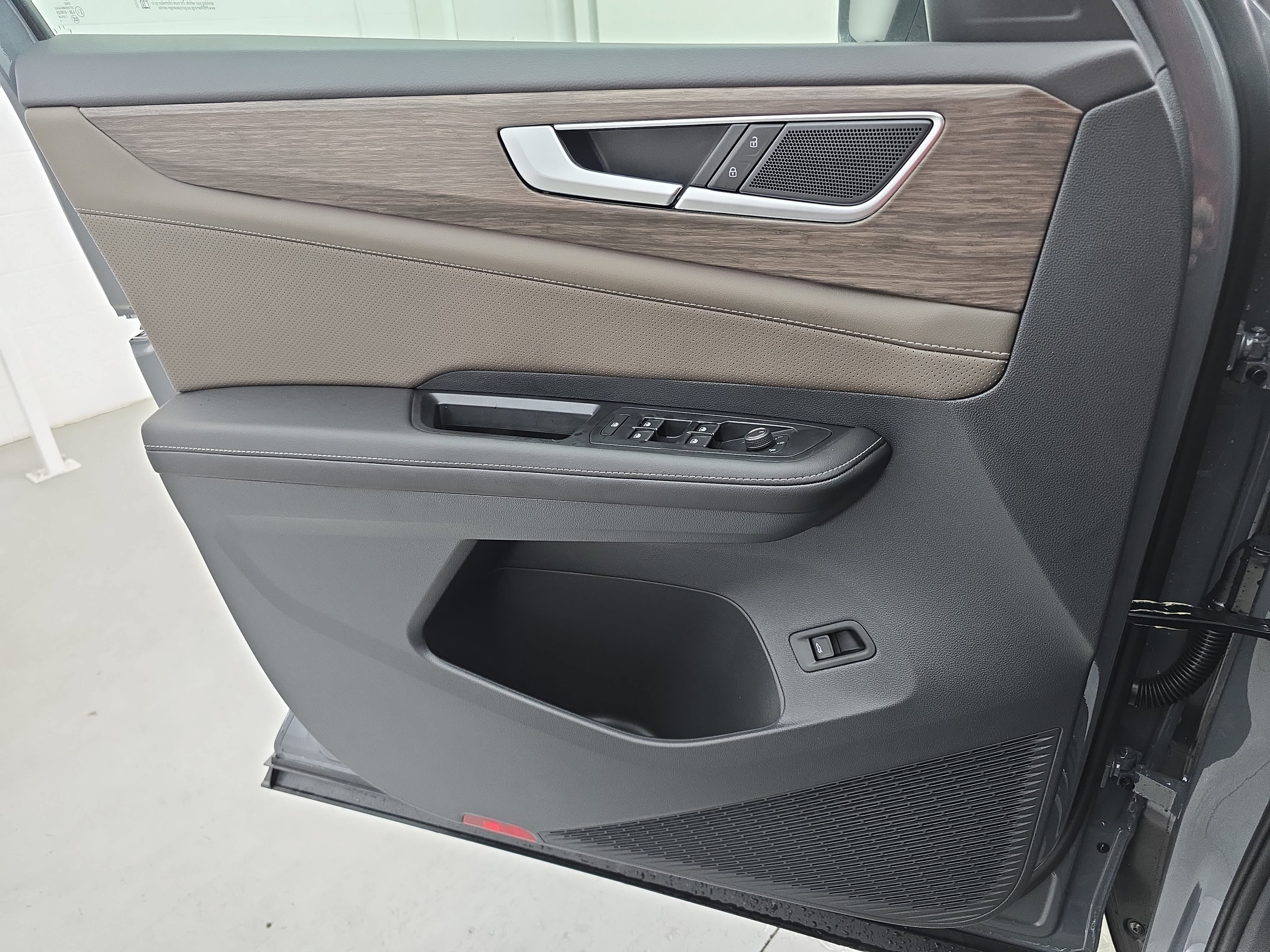 New 2026 Volkswagen Atlas SEL AWD/4WD image 28