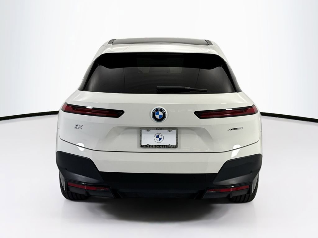 Certified 2024 BMW iX xDrive50 w/ Premium Package AWD/4WD image 6