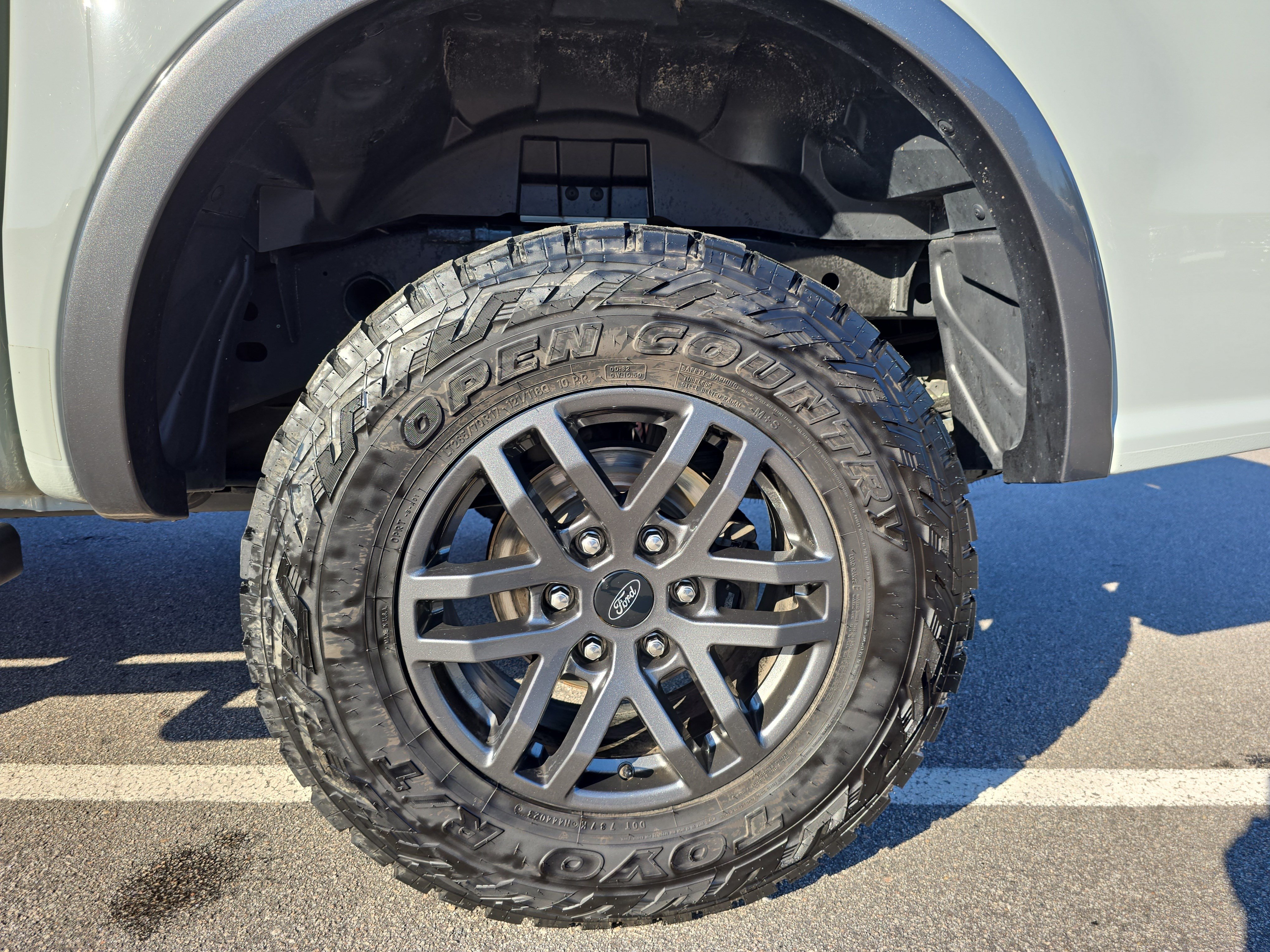 Used 2022 Ford Ranger Lariat w/ Tremor Off-Road Package AWD/4WD image 32