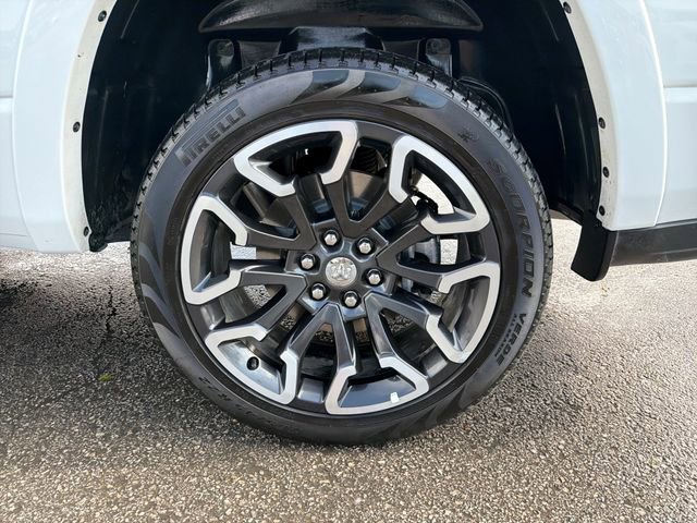 Used 2025 RAM 1500 Limited AWD/4WD image 26