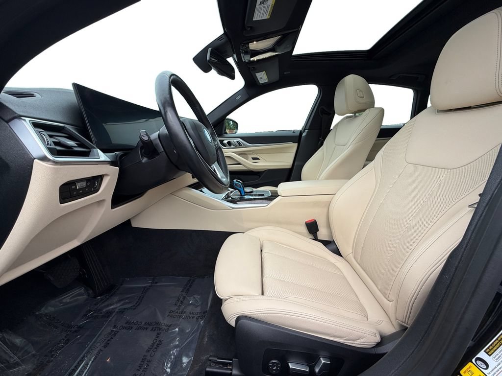 Used 2023 BMW i4 eDrive35 w/ Premium Package RWD image 9