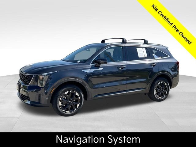Certified 2025 Kia Sorento S w/ Panoramic Sunroof Package AWD/4WD image 1