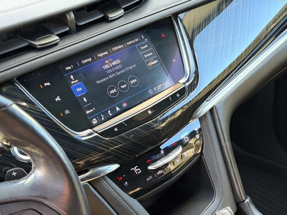 Certified 2020 Cadillac XT6 Premium Luxury image 21