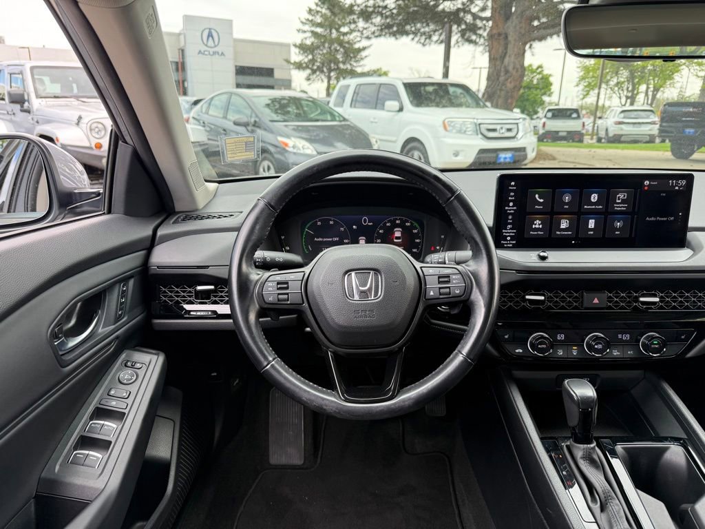 Used 2023 Honda Accord EX-L image 2