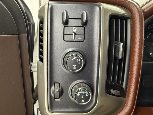 Used 2016 Chevrolet Silverado 3500 High Country w/ Duramax Plus Package image 12