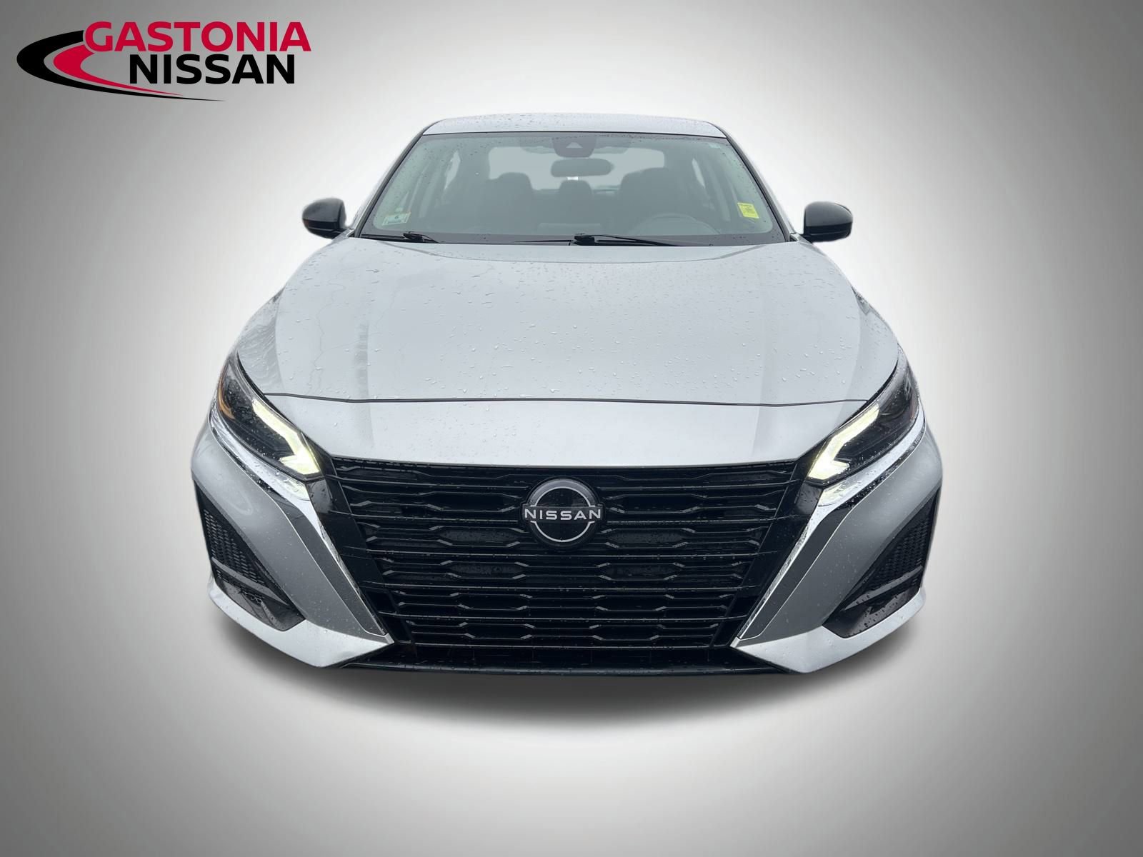 Used 2024 Nissan Altima 2.5 SV video 3