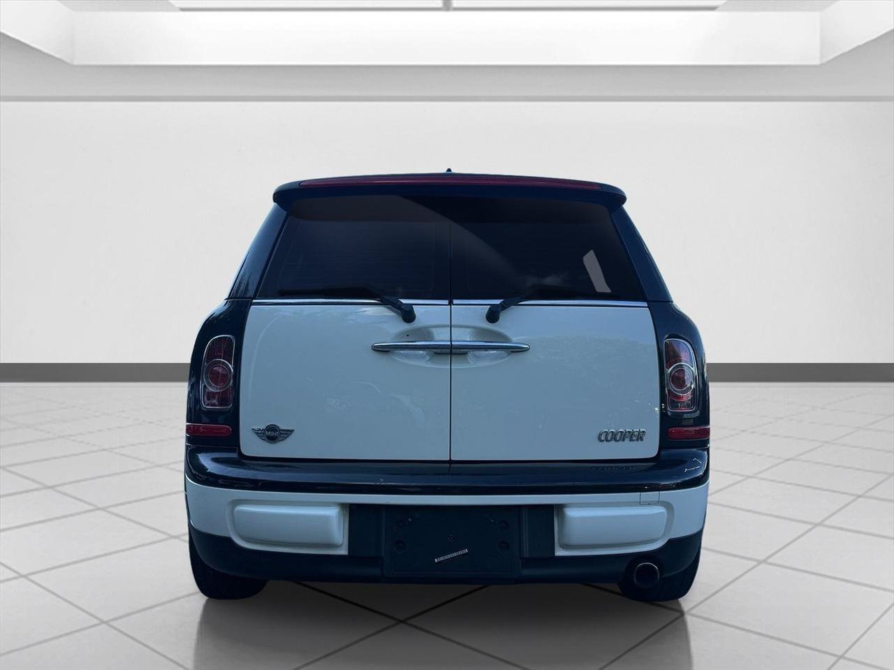 Used 2014 MINI Cooper Clubman FWD image 4