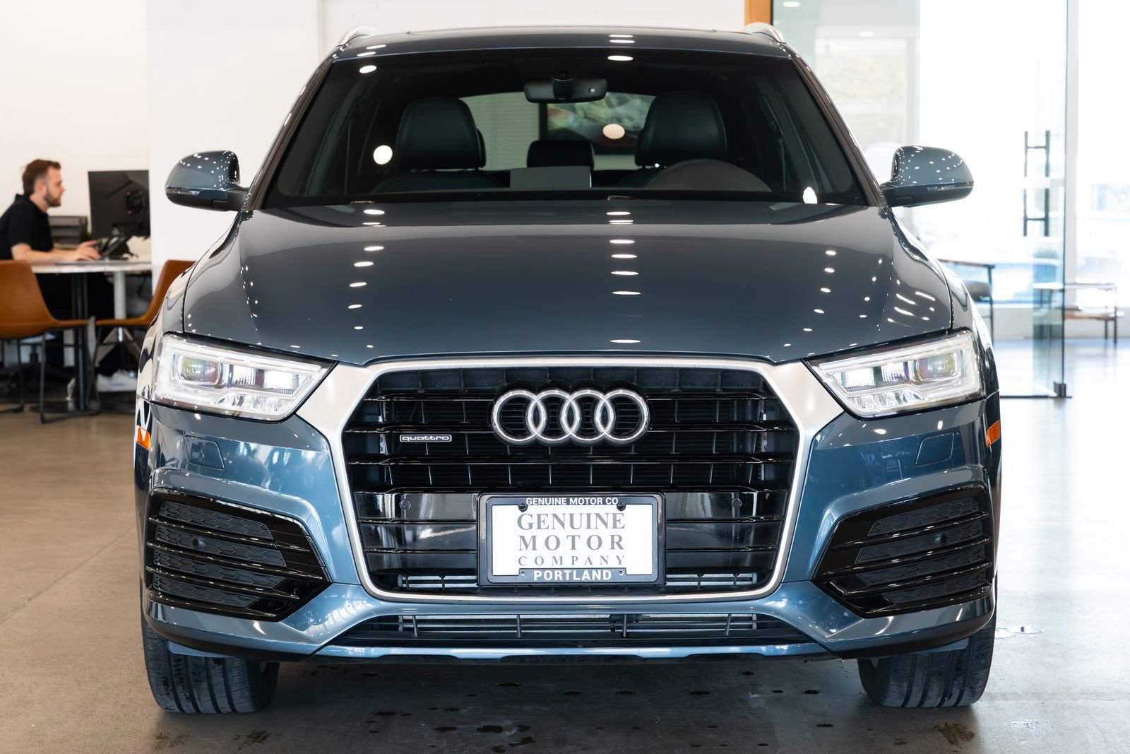 Used 2018 Audi Q3 2.0T Premium Plus image 2