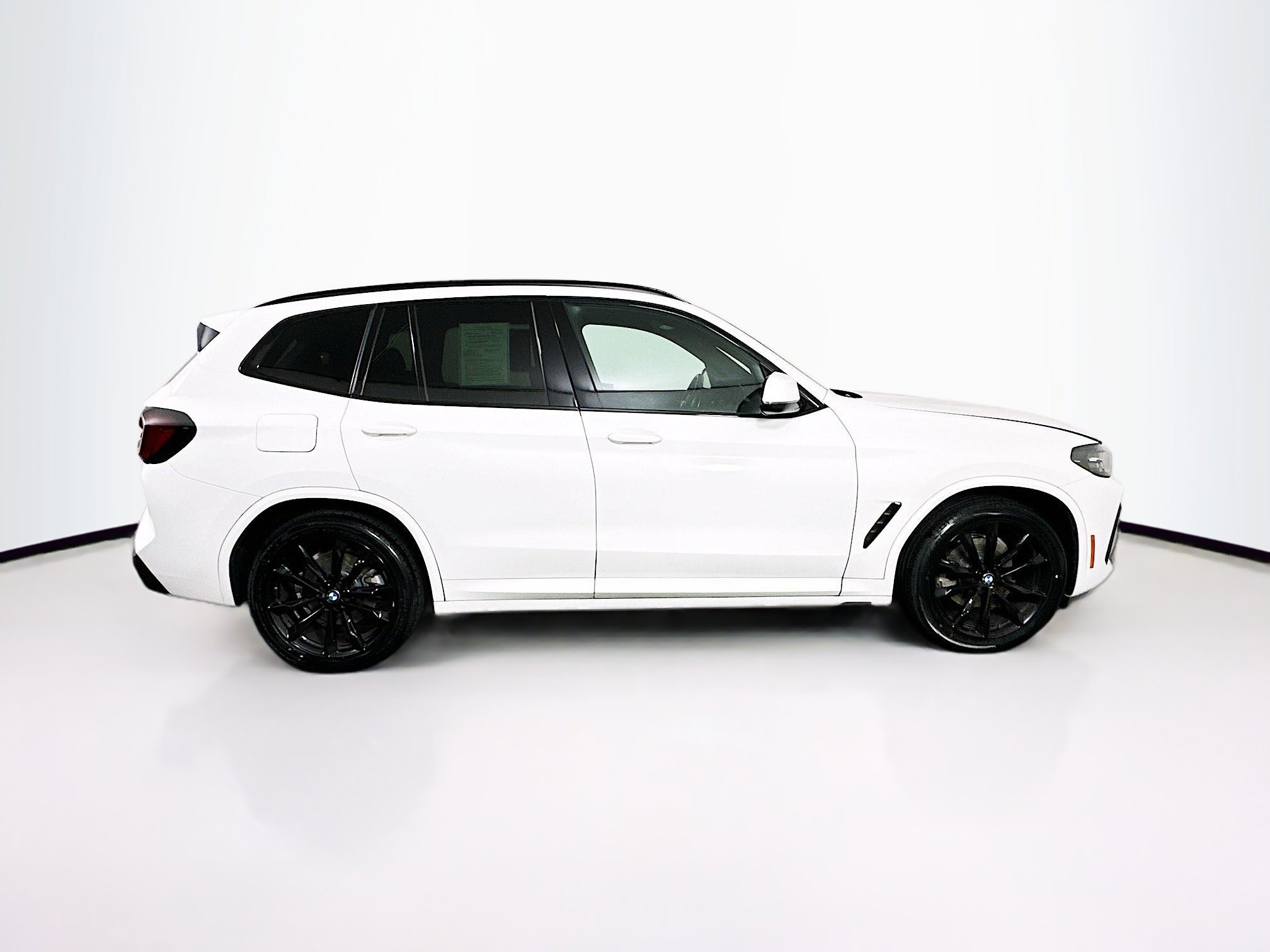Used 2023 BMW X3 sDrive30i w/ M Sport Package RWD image 10