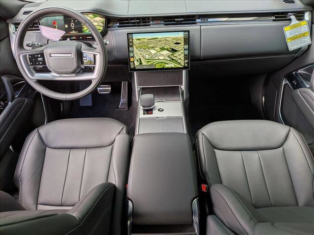 New 2025 Land Rover Range Rover SE image 14