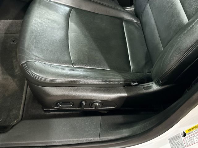 Used 2016 Chevrolet Malibu LT image 19