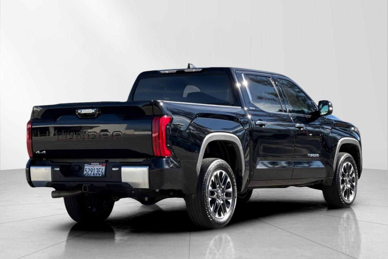 Used 2025 Toyota Tundra Limited image 4