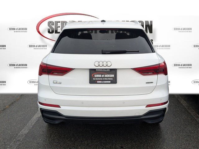Used 2022 Audi Q3 2.0T Premium Plus w/ Premium Plus Package image 6