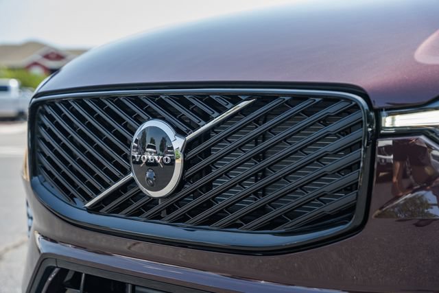 New 2026 Volvo XC60 T8 Ultra w/ Protection Package Premier AWD/4WD image 12