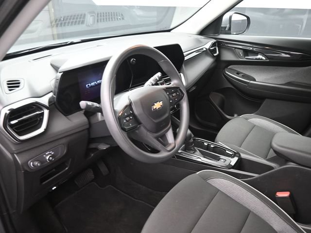 Used 2025 Chevrolet TrailBlazer LT FWD image 18