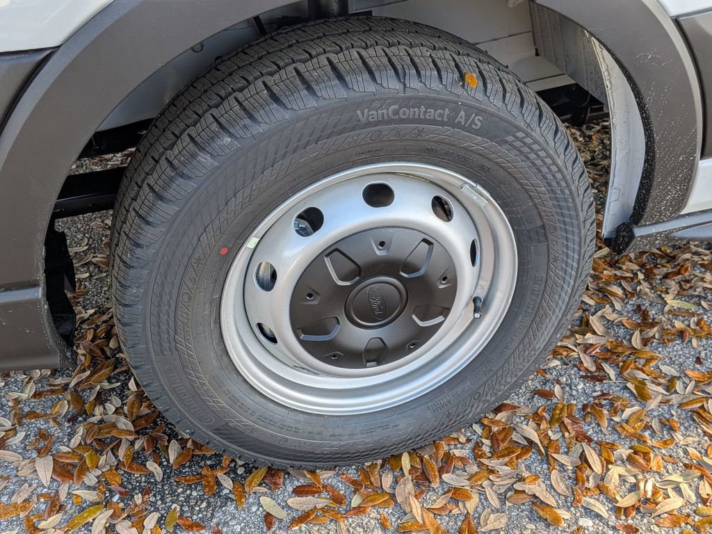New 2026 Ford Transit 150 Low Roof w/ Load Area Protection Package RWD image 31