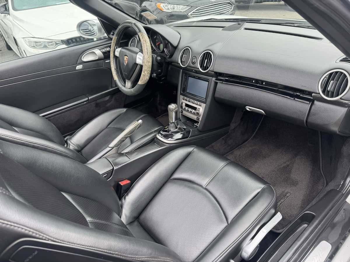 Used 2005 Porsche Boxster RWD image 17