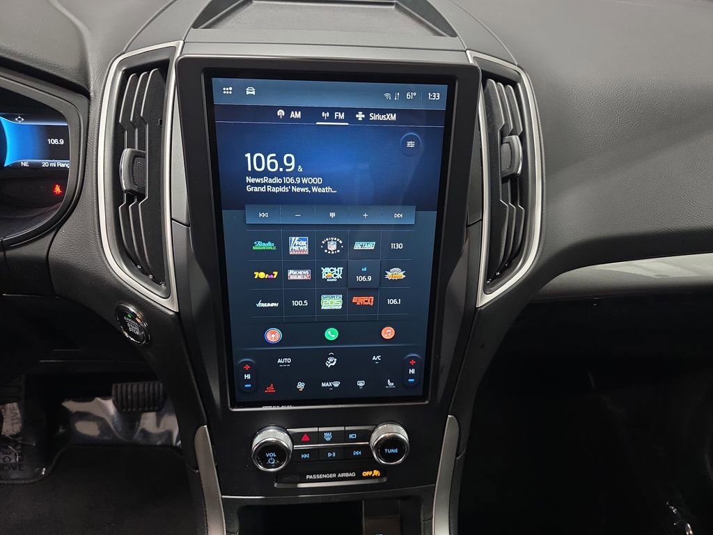 Used 2024 Ford Edge SEL image 22