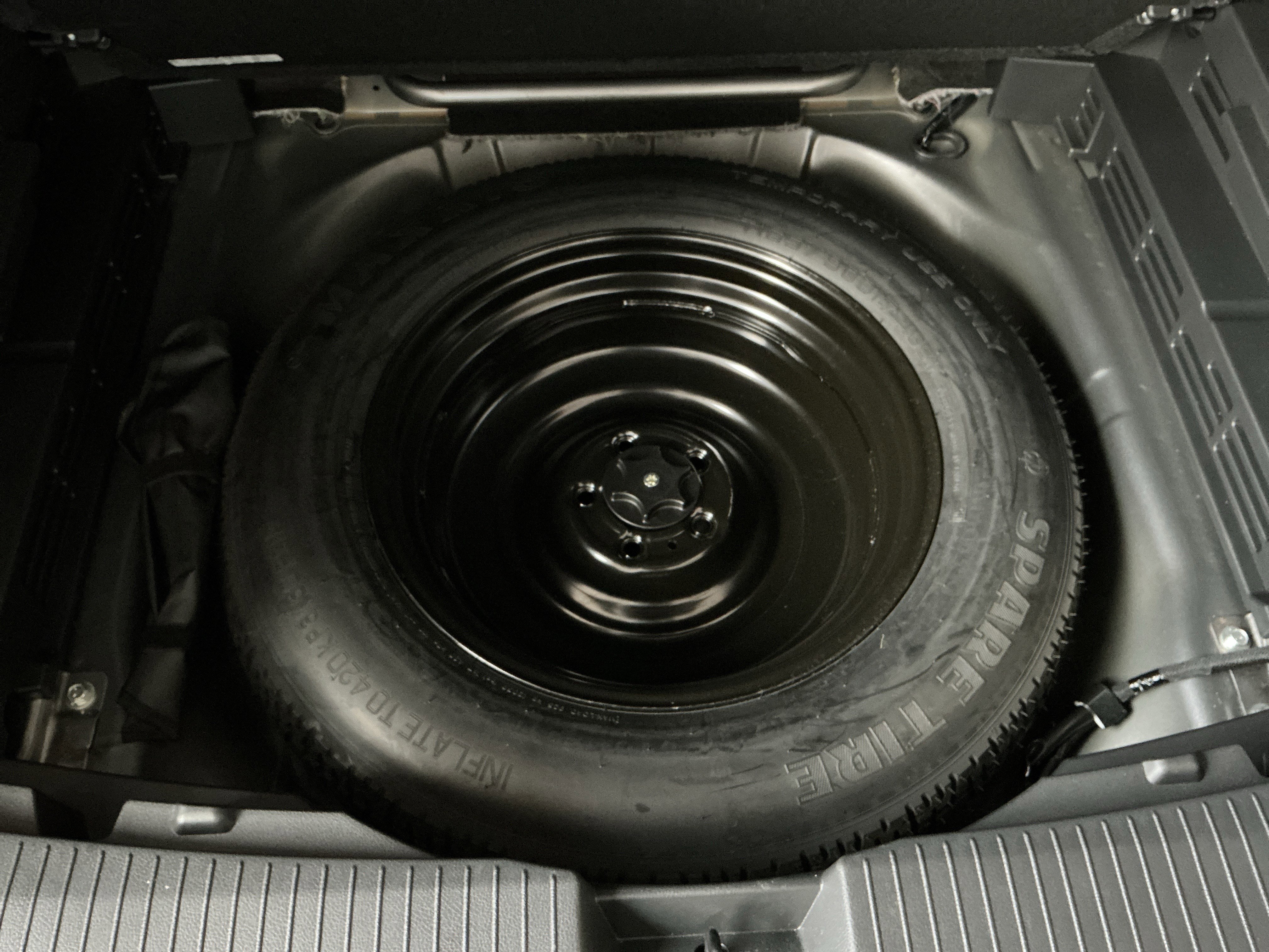 Used 2023 Nissan Rogue S image 33