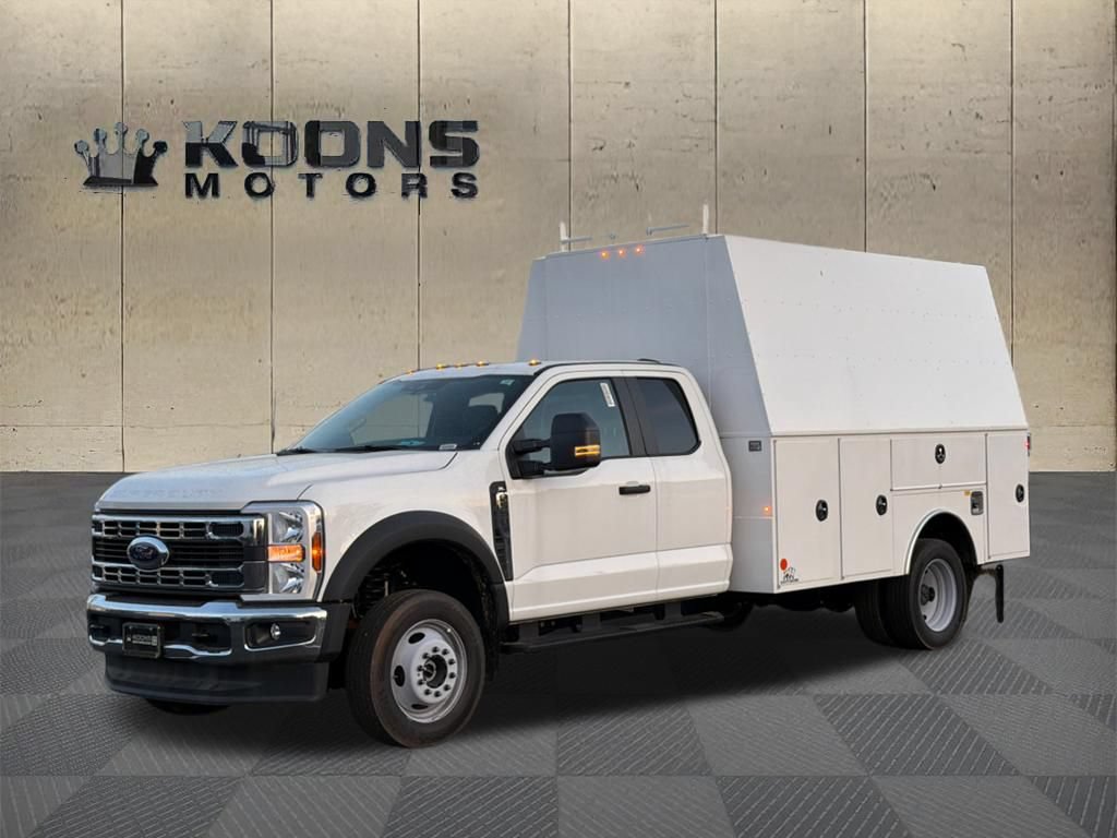 New 2025 Ford F550 4x4 SuperCab Super Duty w/ XL Chrome Package video 1