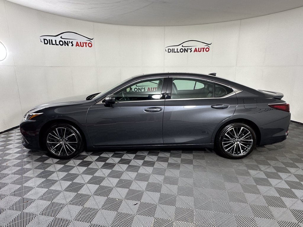 Used 2023 Lexus ES 250 w/ Premium Package AWD/4WD image 3