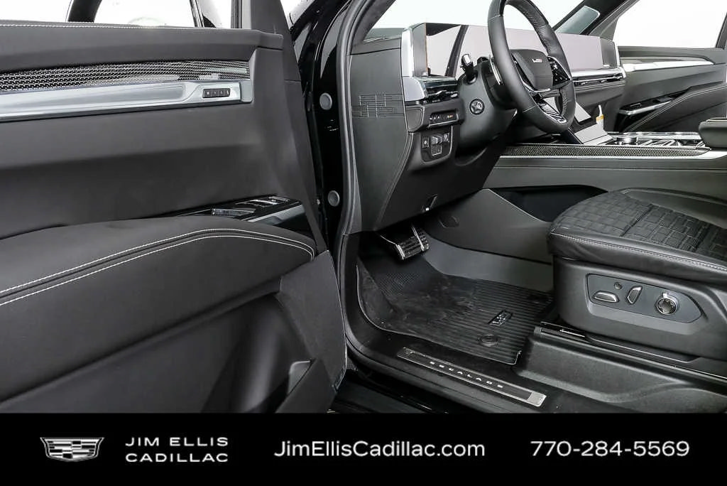 Used 2026 Cadillac Escalade V w/ LPO, Floor Liner Package AWD/4WD image 7