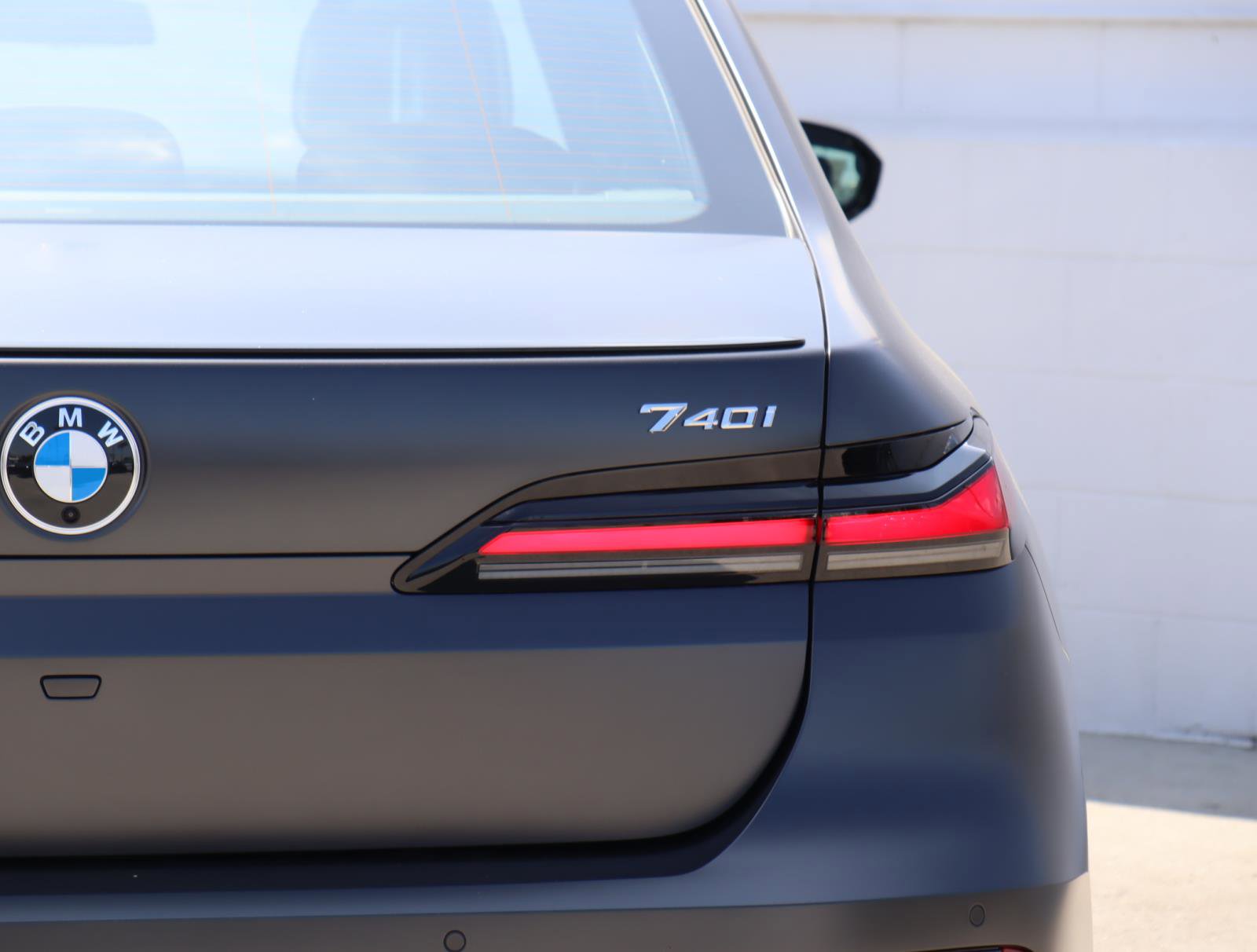 New 2026 BMW 740i w/ Premium Package image 5