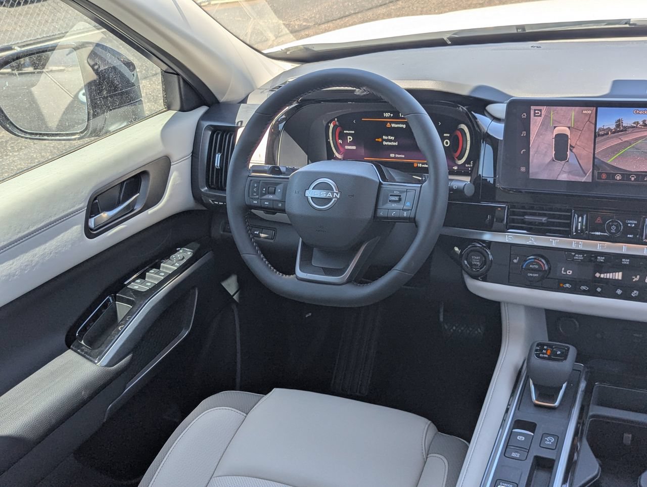 New 2026 Nissan Pathfinder SL FWD image 27