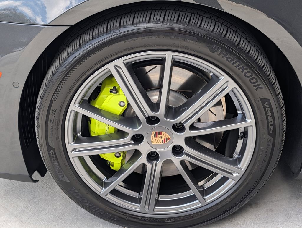 Used 2025 Porsche Panamera 4 image 11