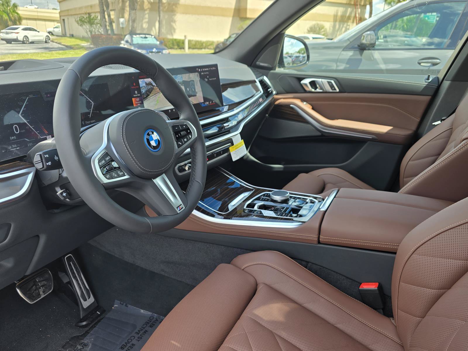 New 2026 BMW X5 xDrive50e w/ M Sport Package AWD/4WD image 15