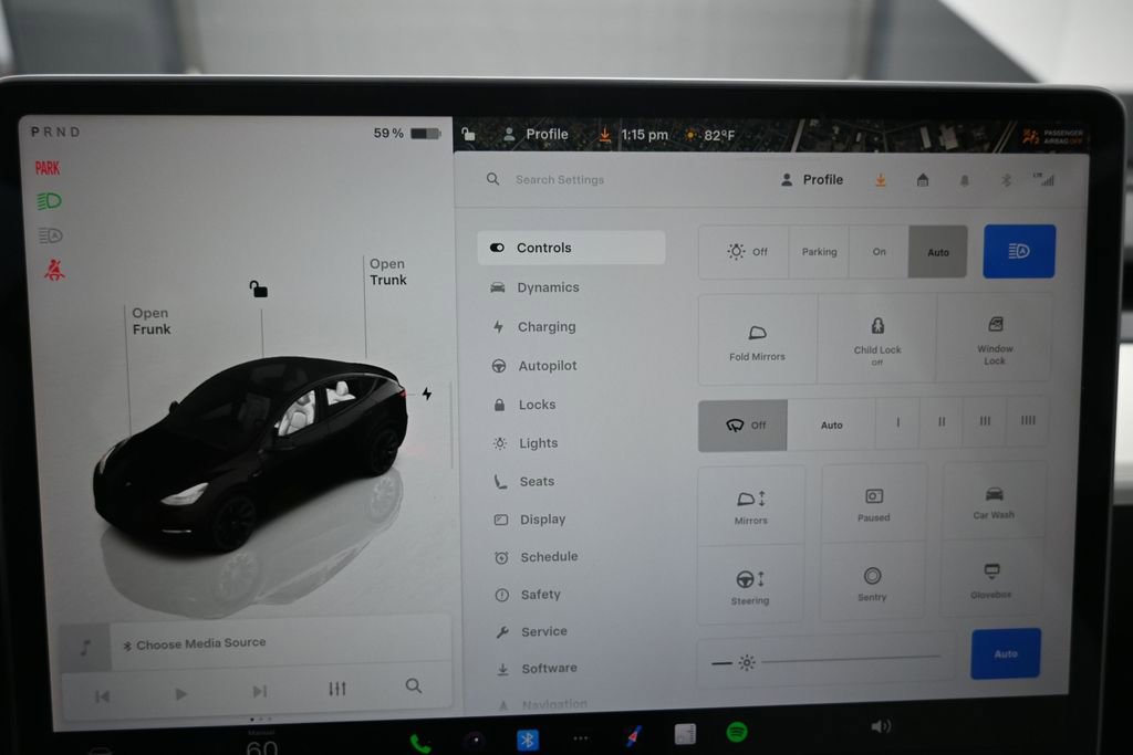 Used 2022 Tesla Model Y Long Range AWD/4WD image 13