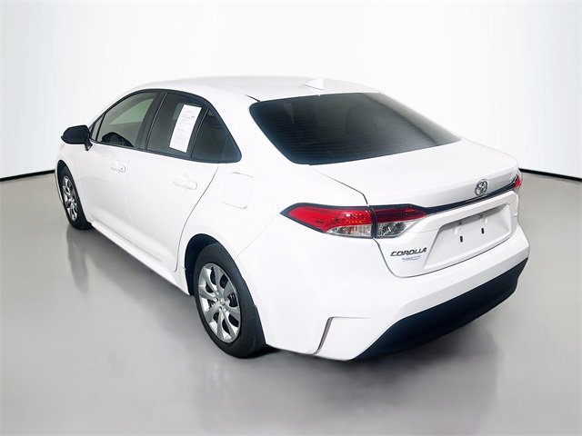 Used 2025 Toyota Corolla LE image 5