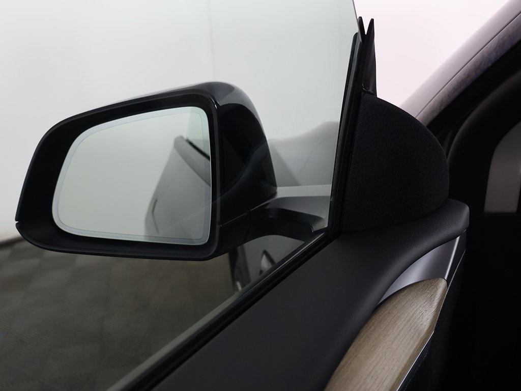 Used 2023 Tesla Model Y Long Range image 35