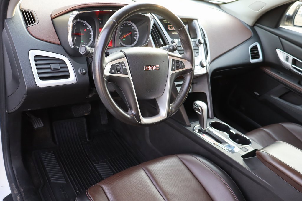 Used 2013 GMC Terrain SLT w/ LPO, Chrome Package image 4