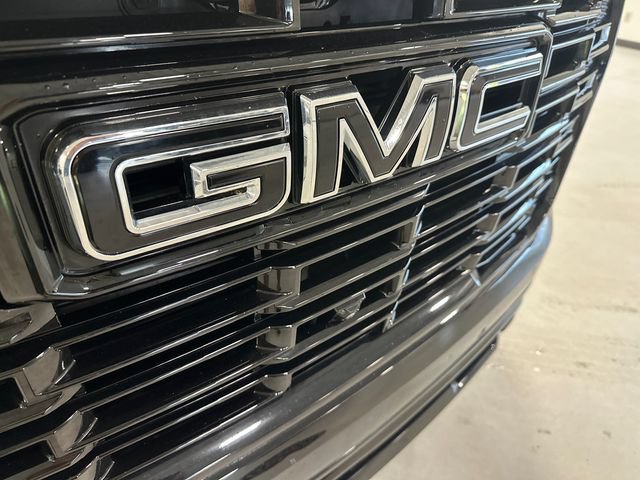 Used 2026 GMC Yukon Denali w/ Denali Reserve Package AWD/4WD image 37